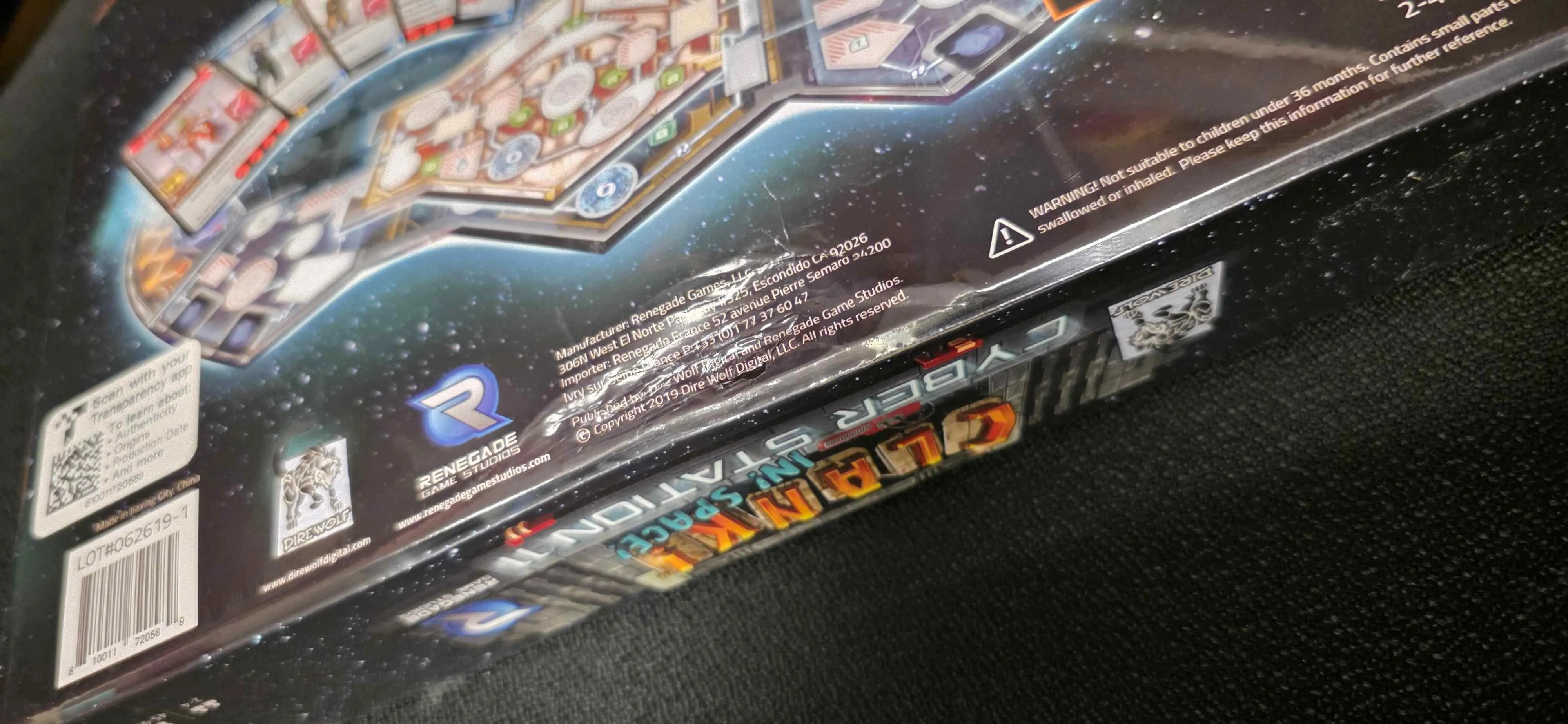 Clank! In Space! Cyber Station 11 - damaged box