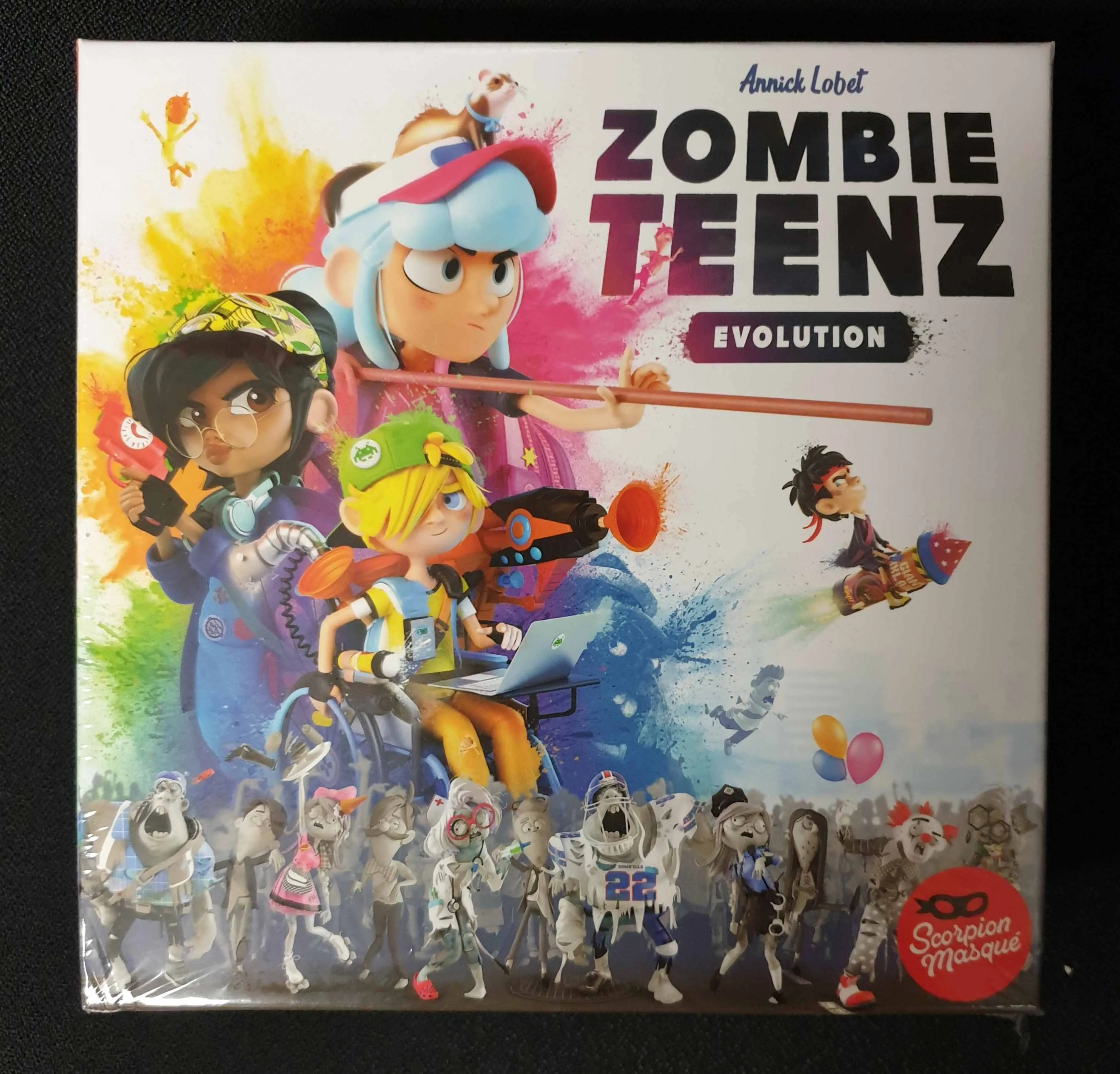 Zombie Teenz Evolution - damaged box